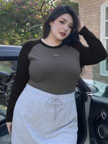 Dazy Plus Color Block Elastic Fitted Raglan Sleeve T-Shirt, Spring/Summer/Autumn - Grey - View 4