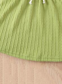 SHEIN 2 piezas Conjunto de falda y polo de manga corta de color contrastante para niña