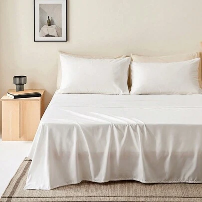 1 bộ ga trải giường đơn bằng sợi microfiber 80gsm, mềm mại, không gây dị ứng, thoáng khí, có thể giặt máy, chống nhăn, không phai màu, chống co rút, màu trắng trơn, dệt bền chắc, thích hợp sử dụng tại nhà/trường học.