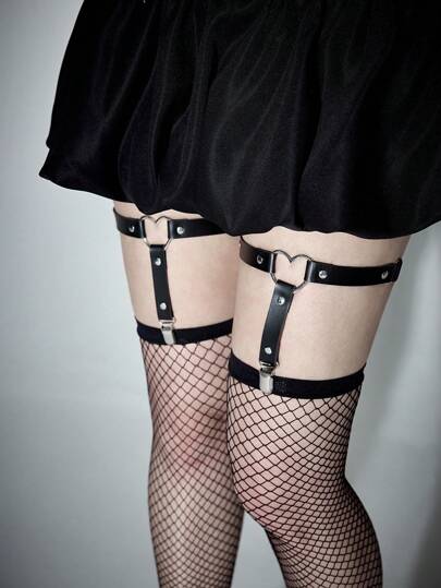 Goth 2 pezzi Set Accessori donna, calze e vestiti, decorati con cuore traforato, stile punk, versatili per uso quotidiano