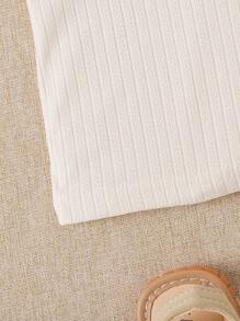 SHEIN 男宝宝短袖2025新款提花面料Polo领纯色夏季休闲舒适半襟T恤