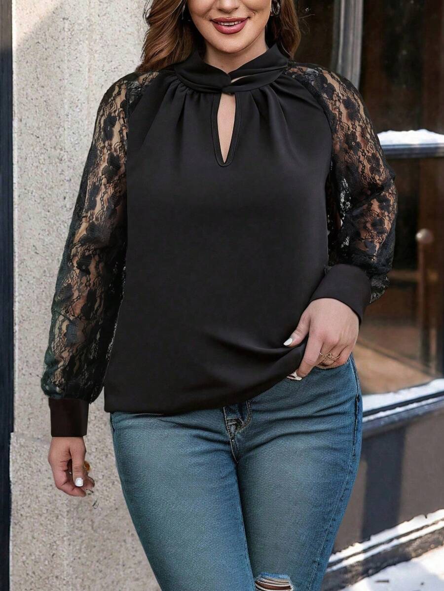SHEIN LUNE Blusa holgada, elegante y versátil de talla grande para mujer con mangas de encaje de contraste y patchwork - Negro - Ver 1