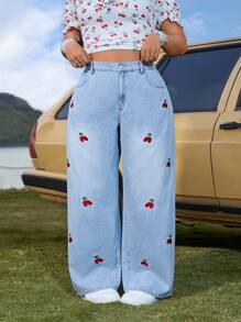 SHEIN VCAY Jeans Plus Size Cereja Bordado Bolso Relaxado Solto - Lavagem leve - Ver 1