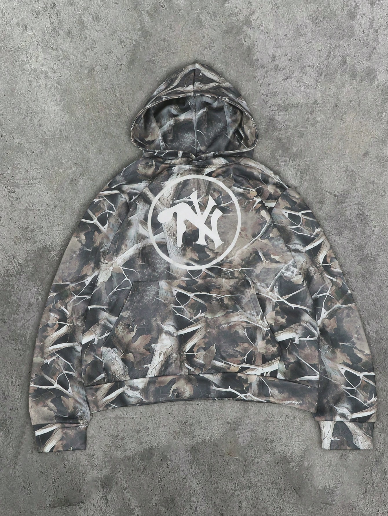 Men's Fashionable Vintage Street Camo Leaf Full Print Long Sleeve Hoodie, Winter