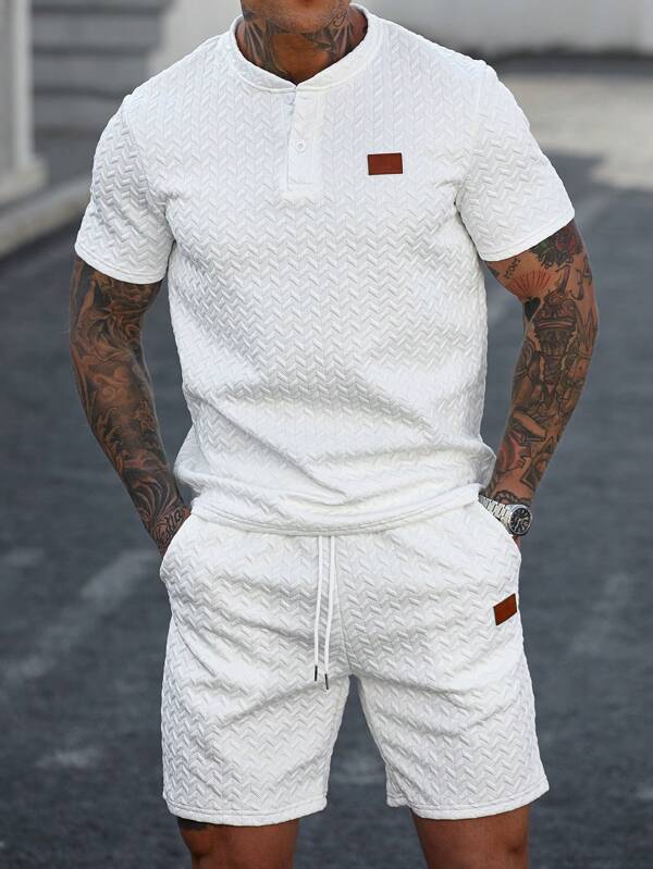 Manfinity CasualCool Set tricou și pantaloni scurți pentru bărbați, color uni, ocazional, minimalist, ținută de zi cu zi, ținute albe pentru bărbați, ținută albă, bărbați, ținută 2 piese, bărbați, două piese, casual