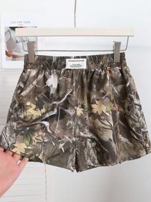 SHEIN Teen Girls Summer Olive Bare Branch Camouflage & Leaf Retro Print Loose Casual Street Sporty Shorts