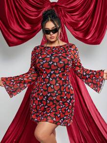 SHEIN ICON فستان A-Line ذو أكمام واسعة وطبعة قلوب شبكي مصنوع من الأنسجة المبرمة المناسبة للمقاسات الكبيرة، مناسب لليلة المواعدة وعيد الحب - متعدد الألوان - مشاهدة 6