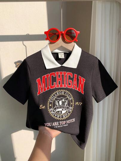 SHEIN 1 件年轻男孩休闲修身撞色图案 Polo 衫，适合春夏季