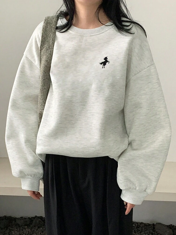 Women's Round Neck Loose Pullover Sweatshirt With Letter Embroidery