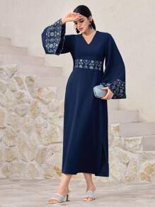 Al Najma Women's Casual Arabic Style Simple Fashion Daily Dress - Navy Blue - View 3
