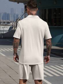 Manfinity CasualCool Schlichtes, modisches, lässiges, einfarbiges Button-Down-Hemdset für Herren