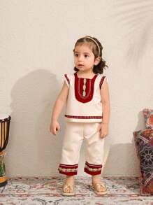 SHEIN 2pcs Baby Girls' Sleeveless Apricot & Red Floral Print Crop Top And Pants Set, Summer - Apricot - View 1