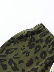 Tween Girls Casual Daily Urban Street Chic Wide Leg Denim Jeans, Green Leopard Print With Elastic Waistband & Adjustable Drawstring