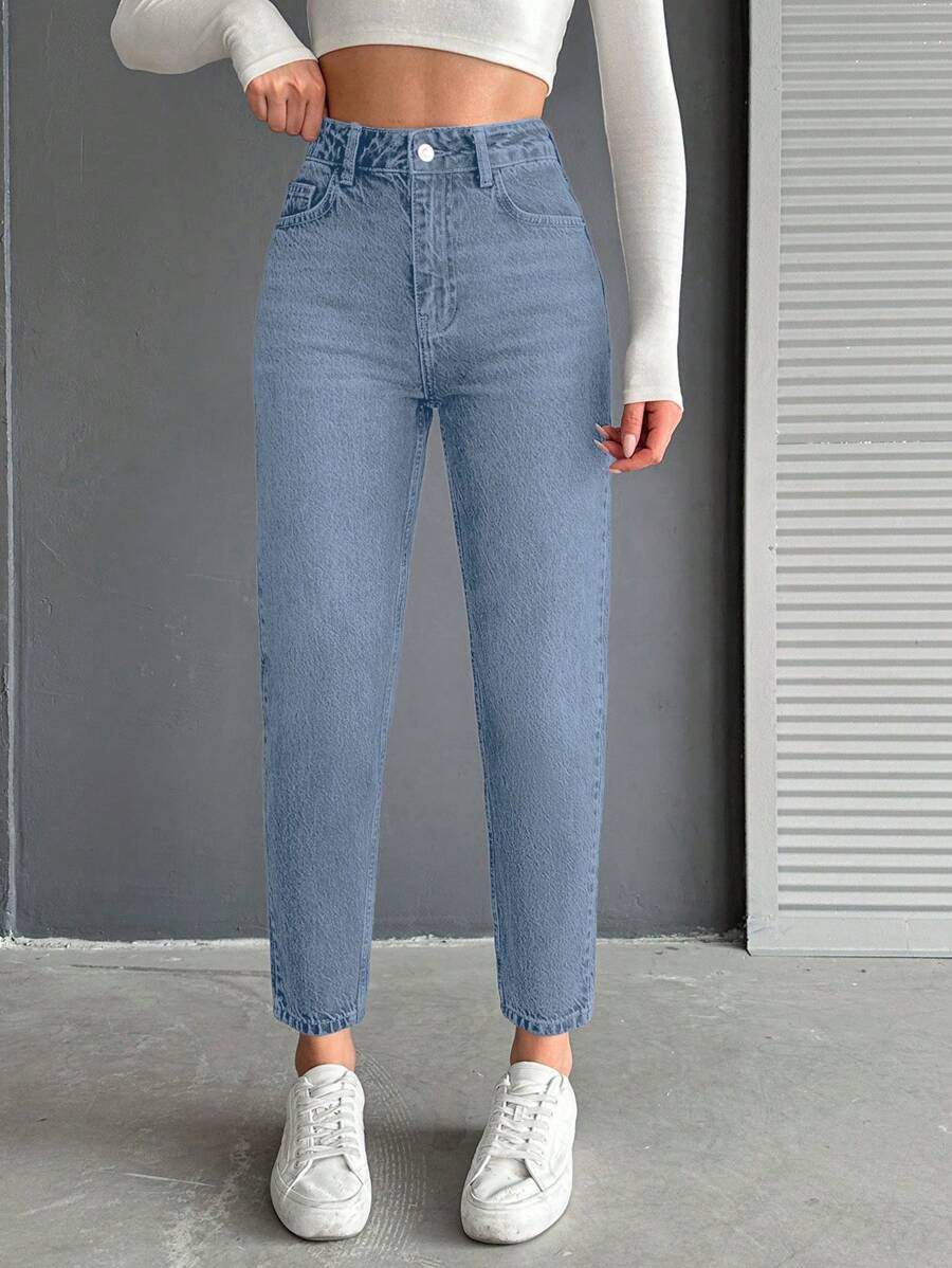 RueChic Solid Color Skinny Pocket Casual Tapered Jeans - Light Wash - View 1