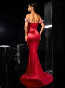 Glamrae Elegante y hermoso vestido largo de gala de satén brillante rojo de hombros caídos con mangas colgantes, fruncido, con lujo de strass y perlas falsas, con bajo de cola de pez hasta el suelo, adecuado para cena, fiesta de soltero, cita de cumpleaños, evento de boda, vestido de noche del Día de San Valentín, vestido de gala
