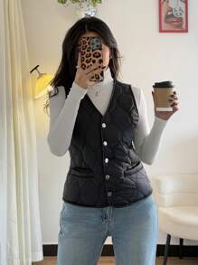 Chiquease Women's Short Vest With Pocket & Geometric Pattern, - Black - View 2