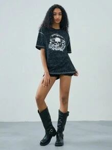 SHEIN EZwear Camiseta de manga corta con estampado de calavera y teñido anudado estilo grunge - Negro - Ver 2