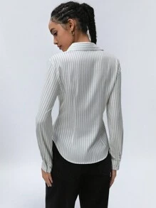 GENKIRA 美国女孩风格合身竖条纹纽扣长袖女式衬衫 - 彩色 - 查看 2