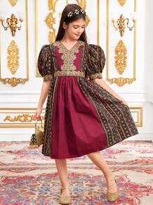 SHEIN Vestido de meninas para banquete elegante, lujoso y digno con cuello en V, cinta dorada, manga abullonada y bloque de color para Ramadán