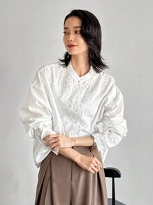 FRIFUL 女式立领宽松白色刺绣波浪下摆衬衫