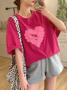 DAZY Camiseta informal de mujer de manga corta con cuello redondo holgada y estampado de corazones, camisetas gráficas