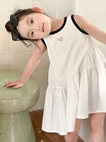 Dazy Kids 年轻女孩字母印花下摆圆领无袖休闲连衣裙，返校服 - 白色 - 查看 7