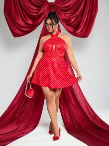 SHEIN ICON Vestido rojo con lunares de escote halter y espalda descubierta, talla grande, atuendo para el Día de San Valentín de verano - Rojo y blanco - Ver 4