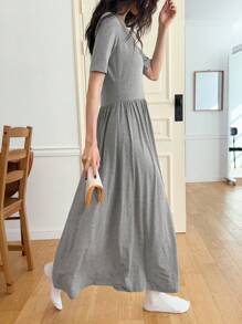 DAZY Vestido casual ajustado de manga corta sencillo y largo