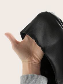 SHEIN Essnce Pantalón de 2 piezas de novia para mujer de talla grande, estilo empresarial casual para primavera y verano, con bolsillo para teléfono móvil, ajuste ceñido en piel sintética negra