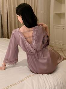 DAZY 女士蕾丝拼接V领露背七分袖睡裙，睡衣，秋冬款