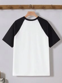 SHEIN Teen Boys' Casual Short Sleeve T-Shirt, Sporty Street Punk Rock College Daily Outing Party Festival, Suitable For Spring/Summer, Black & White Colorblock Abstract Line Figure Print T-Shirt