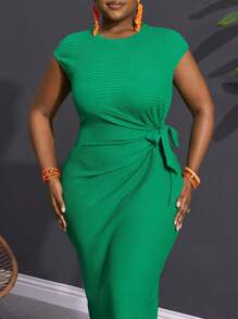 Slaydiva 2025 New Arrivals Plus Size Women Casual Solid Color Short Sleeve Mid-Length Dress