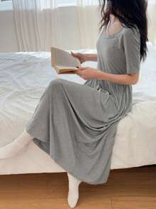 DAZY Vestido casual ajustado de manga corta sencillo y largo