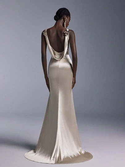 Elitara Elegant And Simple Champagne Color Luxurious Elastic Satin Metal Three-Dimensional Flower Decoration Sailboat Collar Sexy Large Backless Fishtail Dragging The Floor Wedding Guest Dress, Suitable For Dating Single Party Graduation Ceremony Formal Occasion Dinner Dress, Evening Dress,Gown