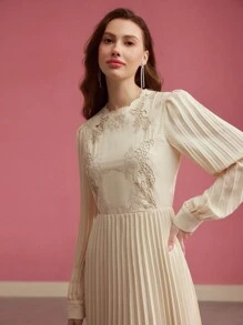 MOTF PREMIUM FLORAL EMBROIDERY PLEATED DRESS