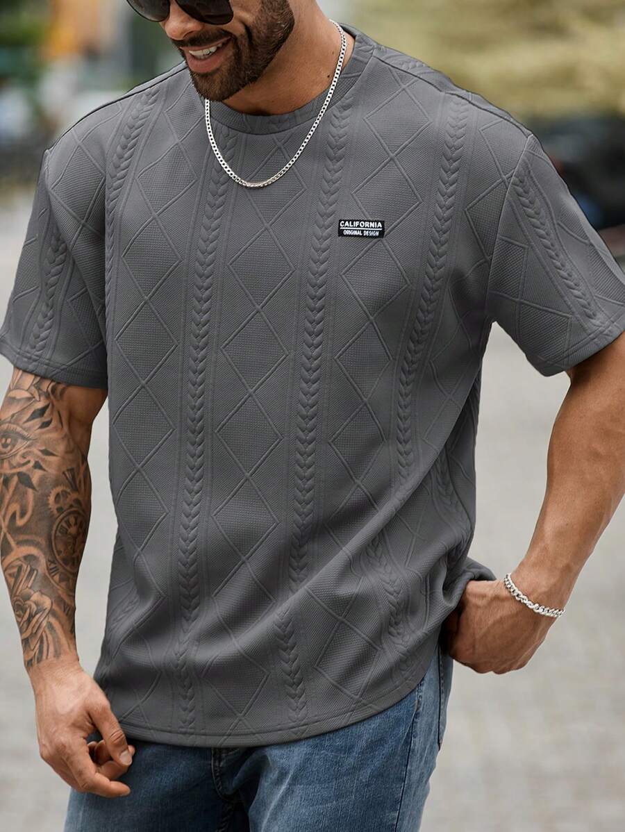 Manfinity Homme 男士加大码纯色短袖 T 恤，简约时尚休闲日常穿着 - 深灰色 - 查看 1