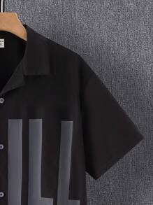 SHEIN Leap Crew 1 件青少年男孩春夏编织休闲短袖字母印花衬衫；春季服装；青少年男孩服装；青少年男孩夹克，春季开学 - 黑色 - 查看 3