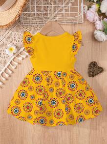 SHEIN Gaun Lengan Panjang Motif Kartun Bunga dengan Pita Manis untuk Bayi Perempuan, Bergaya untuk Musim Gugur/Musim Dingin - MultiWarna - View 3
