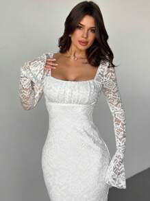 Firerie 女士优雅简约浪漫迷人通勤和日常方领蕾丝褶皱喇叭袖白色紧身中长连衣裙，适合情人节