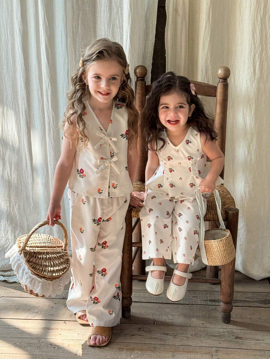 SHEIN LMoss Kids 女婴花卉印花吊带背心和裤子两件套，夏季
