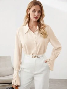 BizChic Top con mangas largas y abullonadas, cuello beige y abertura frontal, nuevo para verano 2025. Elegante camisa con detalles fruncidos apta para uso en el trabajo, casual, diario, playa, boda, concierto de verano, brunch y aeropuerto