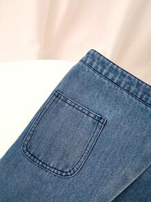 SHEIN Vintaside Kids 年轻女孩蓝色水洗宽松直筒牛仔裤，前围闭合设计，休闲时尚，适合日常穿着 - 淺色水洗藍 - 查看 4