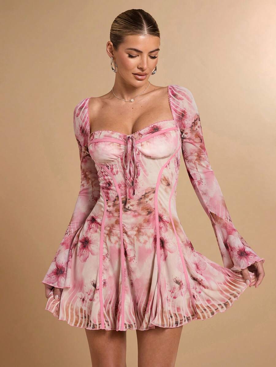 SHEIN BAE 早春女士浪漫数码花卉印花连衣裙，带有荷叶边下摆和泡泡袖，非常适合情人节、约会、派对、正式活动