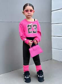 SHEIN Explorewe 2 pièces/set Jeunes filles Tenue décontractée polyvalente tout-aller T-shirt à manches longues arc col rond fuchsia + Combinaison salopette noire avec 23 graphiques, convient pour la rue, l'usage quotidien et l'école - Multicolore - Voir 2