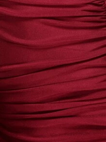MISSGUIDED Luxurious Off-Shoulder Ruched Bodycon Mini Dress Evening Party Cocktail Club Special Occasion Glamorous V-Plunge Sweetheart