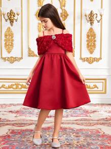 SHEIN Gaun Jacquard Off Shoulder Fit-And-Flare Elegan dengan Hiasan Pita untuk Anak Perempuan Remaja, Cocok untuk Pernikahan dan Pesta - Burgundy - View 4
