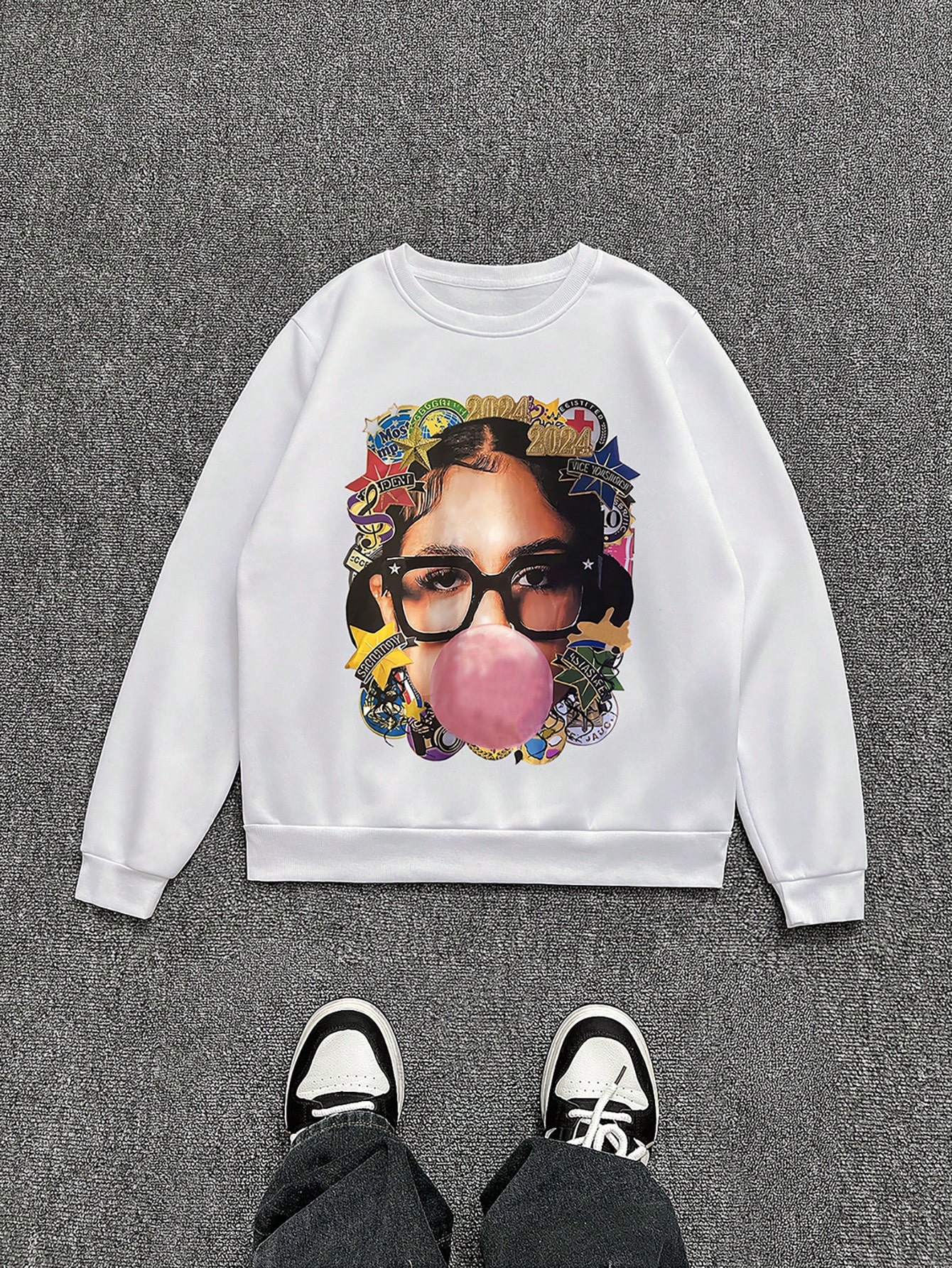 Manfinity Dauomo Bubble Gum Portrait Graphic Streetwear Crew Neck Long Sleeve Men Sweatshirt