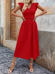 SHEIN Clasi Elegantes Damen Sommerkleid in Unifarbe mit Rüschen-Besatz und geraffter Taille, Maxikleid Damen Outfit