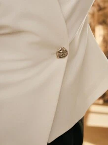 Anewsta Elaire Elegant White Metal Button Short Sleeved Shirt For Women Old Money - Beige - View 3