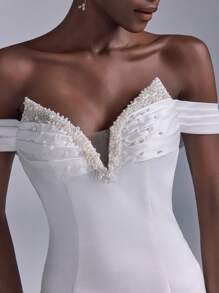SHEIN Belle Vestido Longo Elegante e Luxuoso de Cetim Creme Franzido com Cauda de Sereia, Adequado para Casamentos, Festas, Feriados, Galas e Eventos Formais - Bege - Visão 4